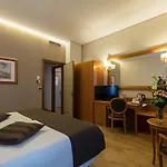 Concord Hotel 4*